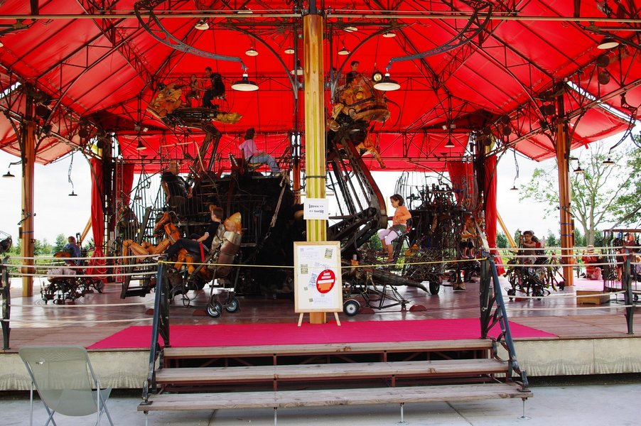 Le Manege Carre Senart concu par Francois Delaroziere 105.jpg